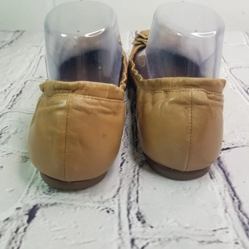 Tory Burch Shelby tan leather ballet slip on flats